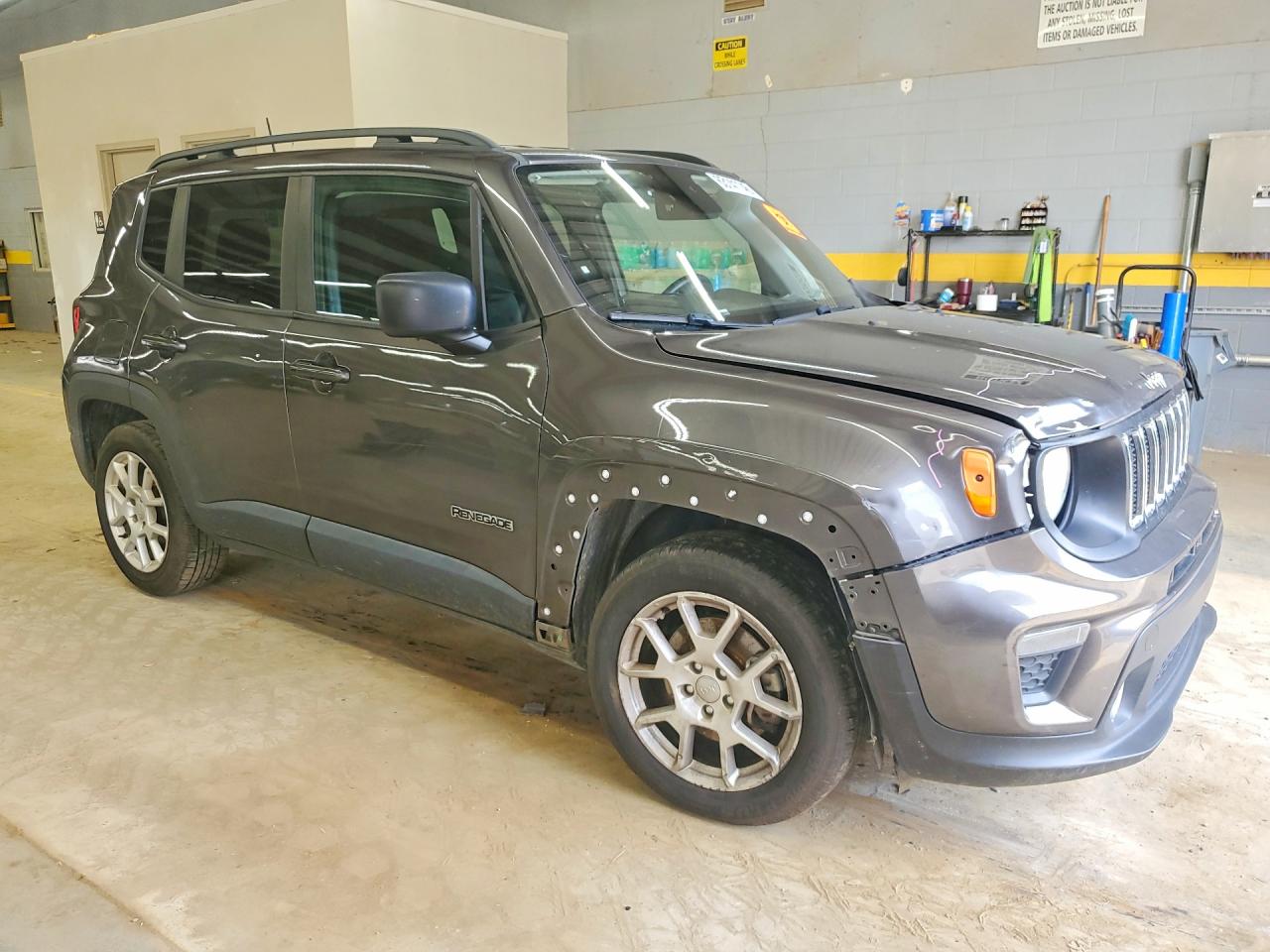 2019 Jeep Renegade Latitude Серый vin: ZACNJABB2KPK07880