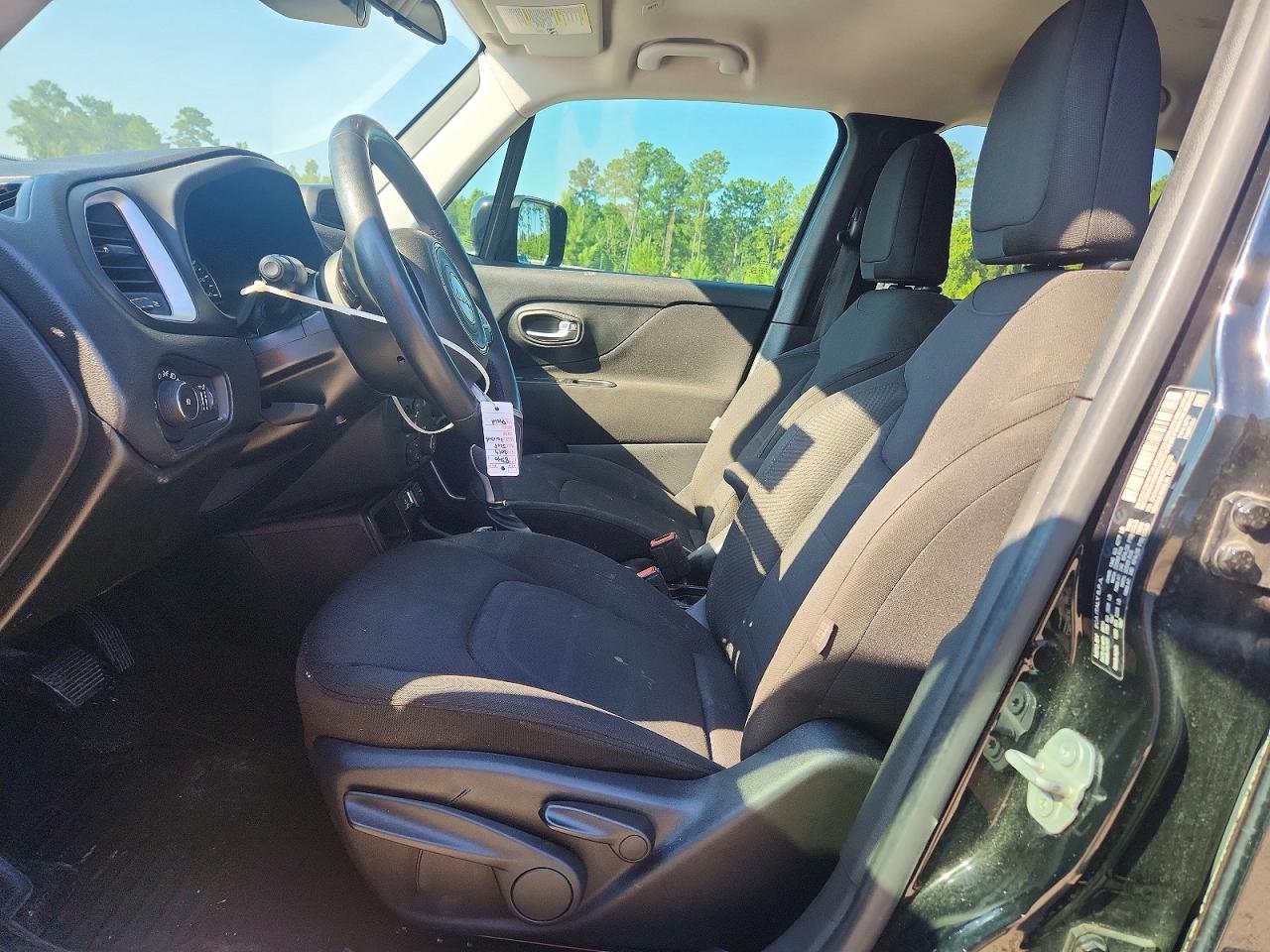 2019 Jeep Renegade Latitude Черный vin: ZACNJABB6KPK59206