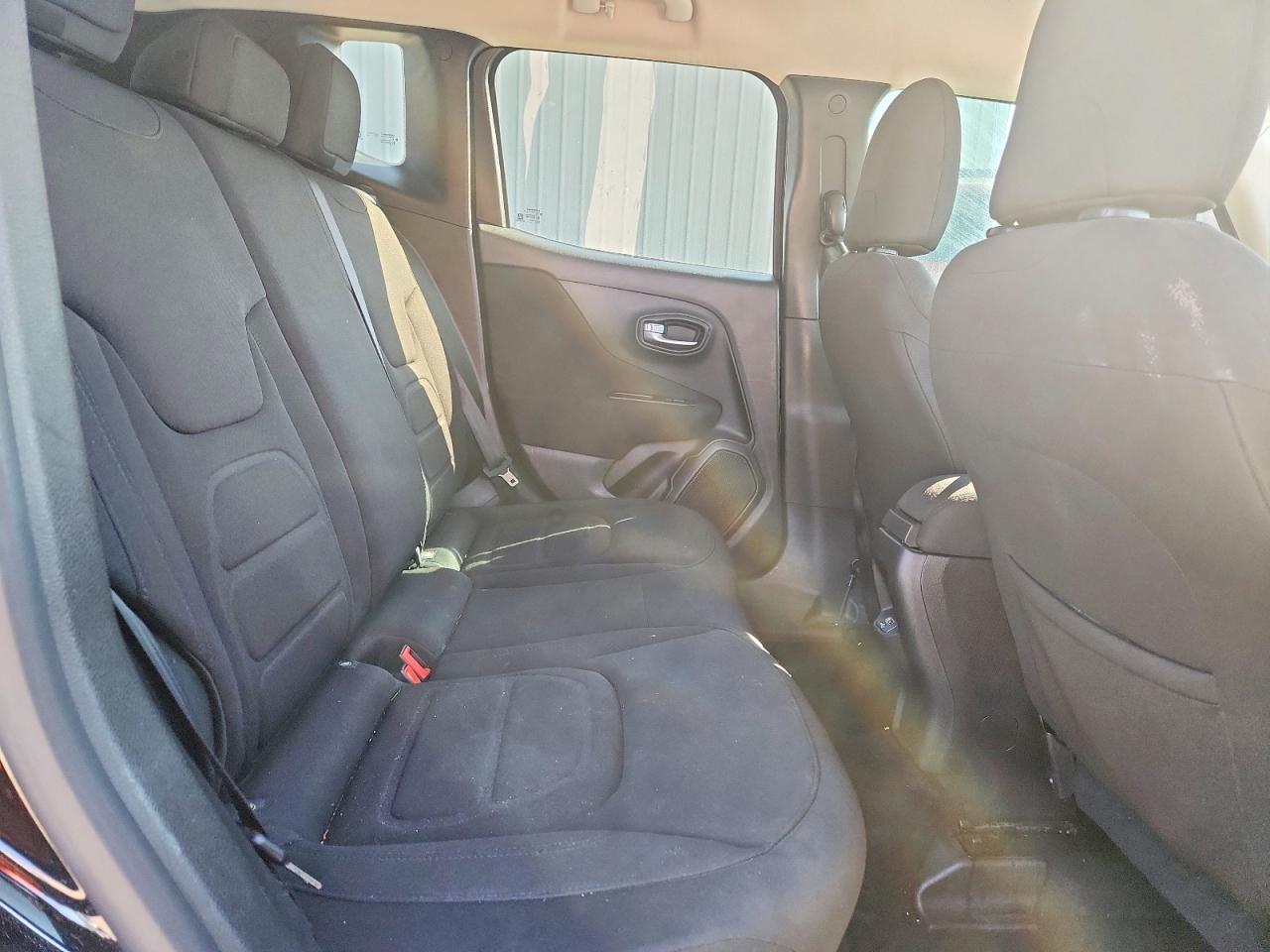 2019 Jeep Renegade Latitude Черный vin: ZACNJABB6KPK59206