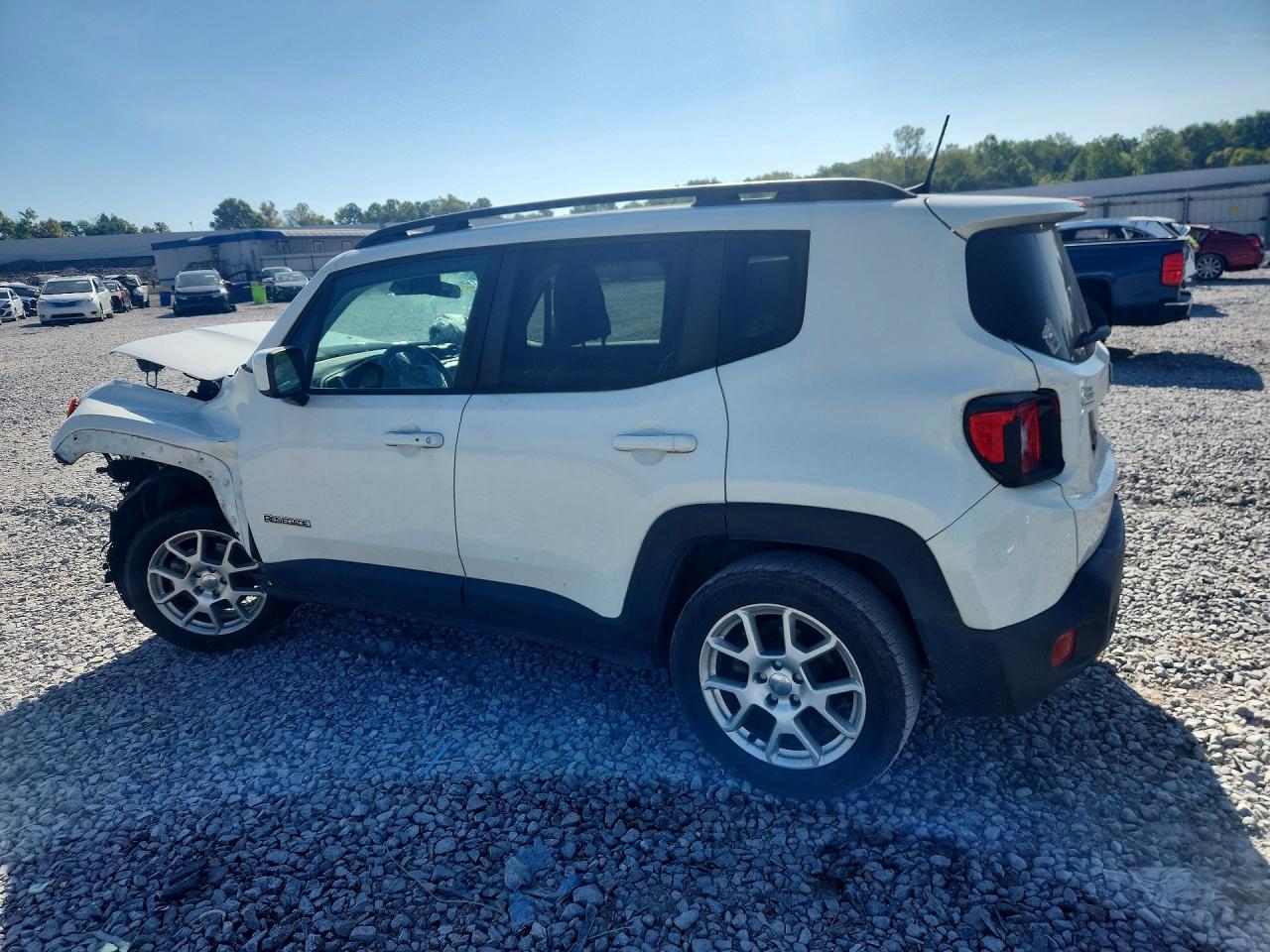 2020 Jeep Renegade Latitude White vin: ZACNJABB6LPL83543