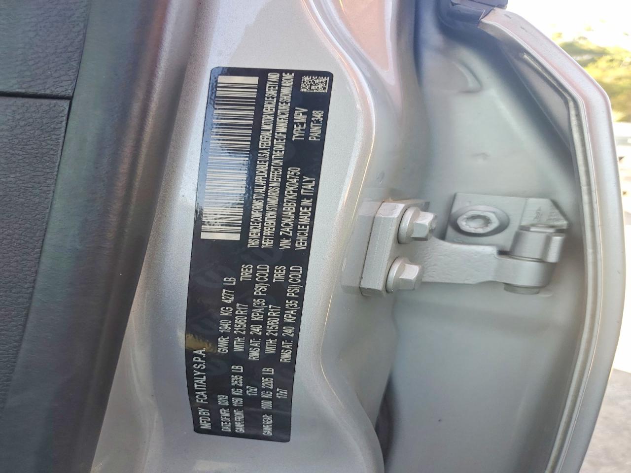 2019 Jeep Renegade Latitude Silver vin: ZACNJABB7KPK04750