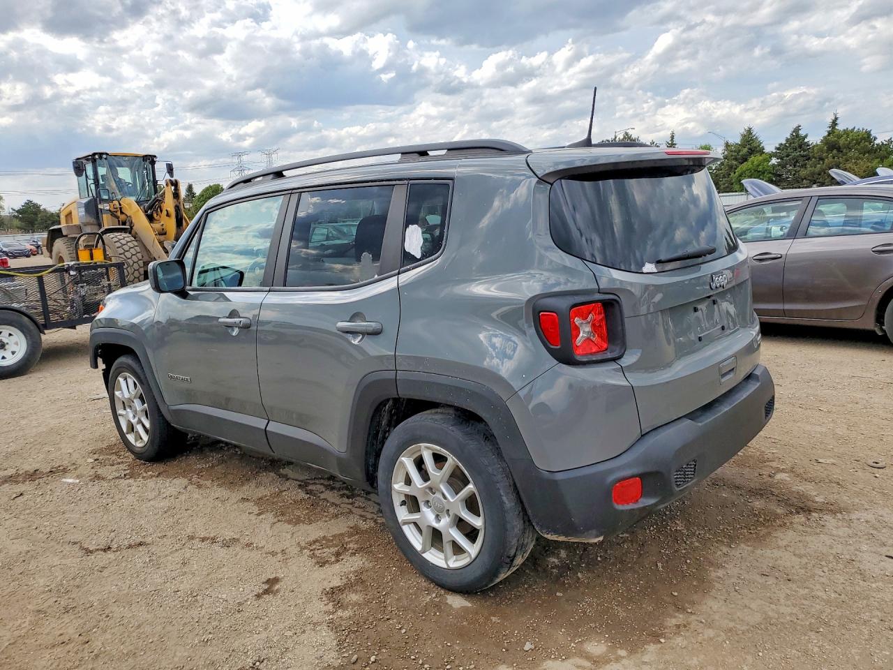 2020 Jeep Renegade Latitude Gray vin: ZACNJABB8LPL49586