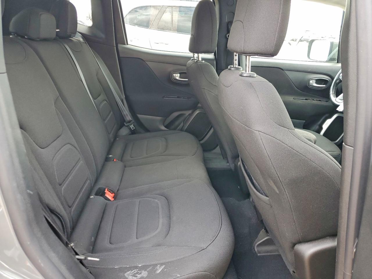 2020 Jeep Renegade Latitude Gray vin: ZACNJABB8LPL49586