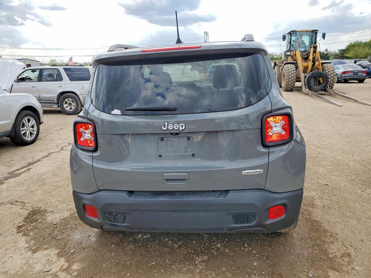 2020 Jeep Renegade Latitude Gray vin: ZACNJABB8LPL49586
