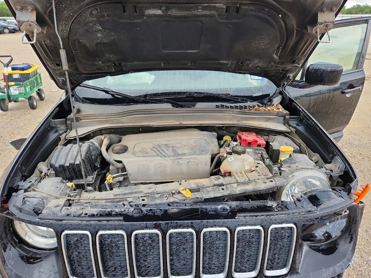 2019 Jeep Renegade Latitude Black vin: ZACNJABB9KPK59779