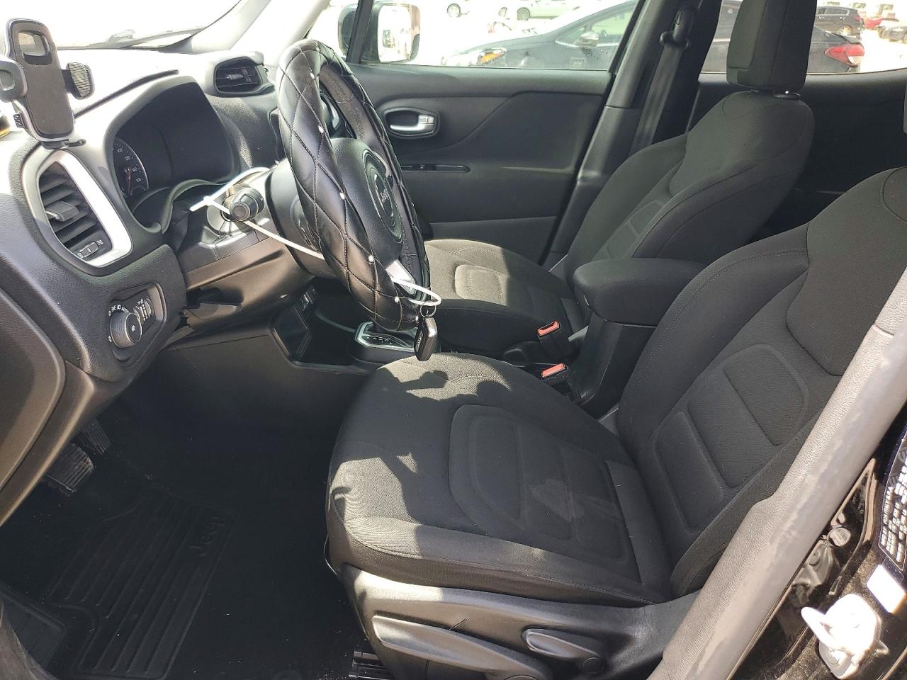 2019 Jeep Renegade Latitude Черный vin: ZACNJABBXKPK63047