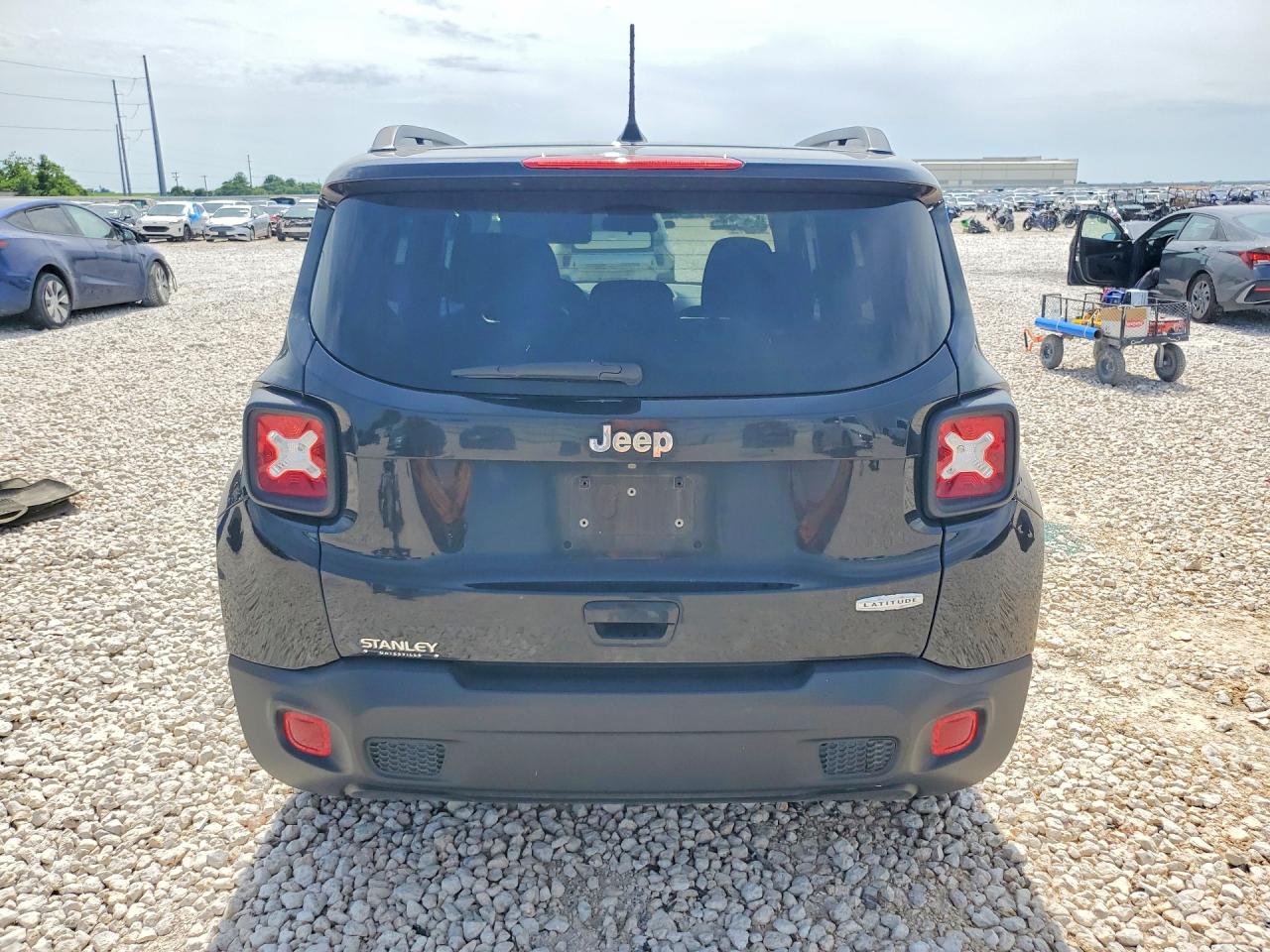 2019 Jeep Renegade Latitude Черный vin: ZACNJABBXKPK63047