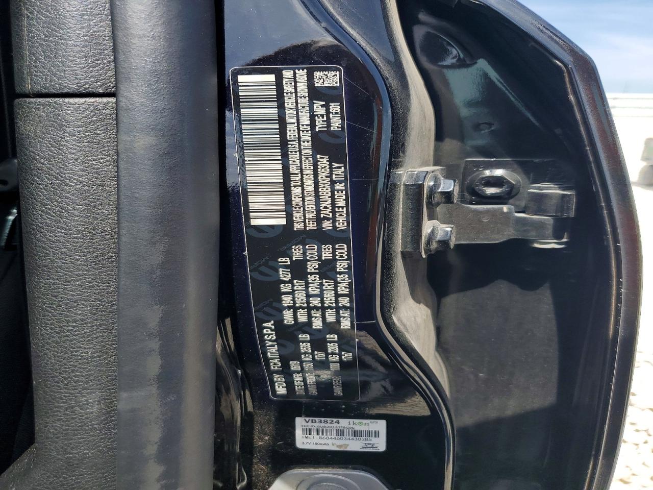 2019 Jeep Renegade Latitude Черный vin: ZACNJABBXKPK63047