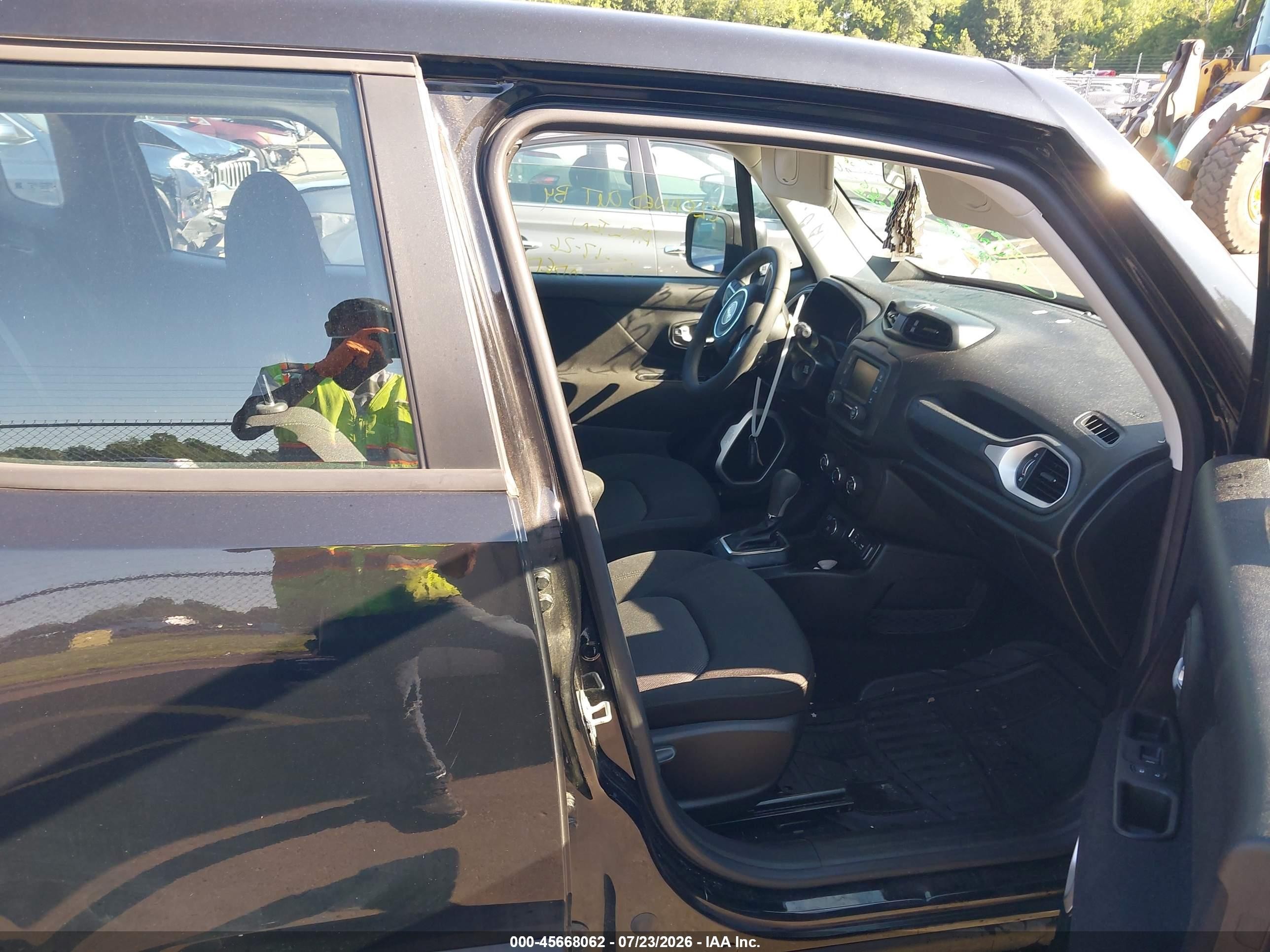 2020 Jeep Renegade Sport 4x4 Black vin: ZACNJBABXLPL88364