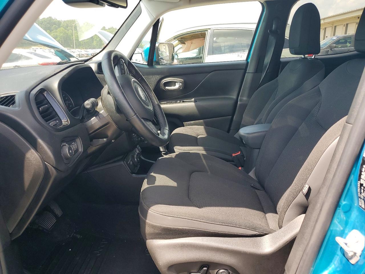2020 Jeep Renegade Latitude Blue vin: ZACNJBBB0LPL20332