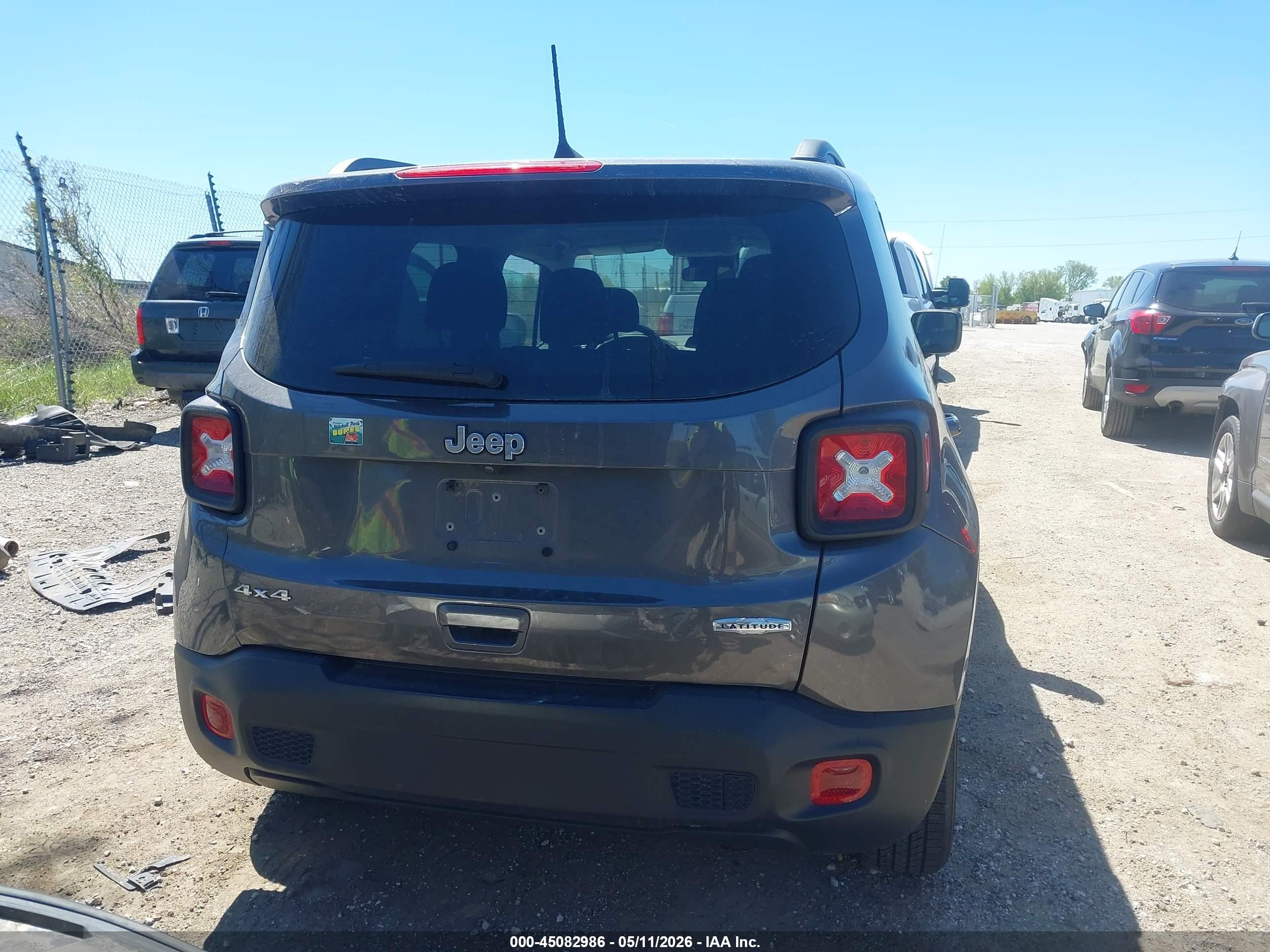 2020 Jeep Renegade Latitude Серый vin: ZACNJBBB6LPL90868