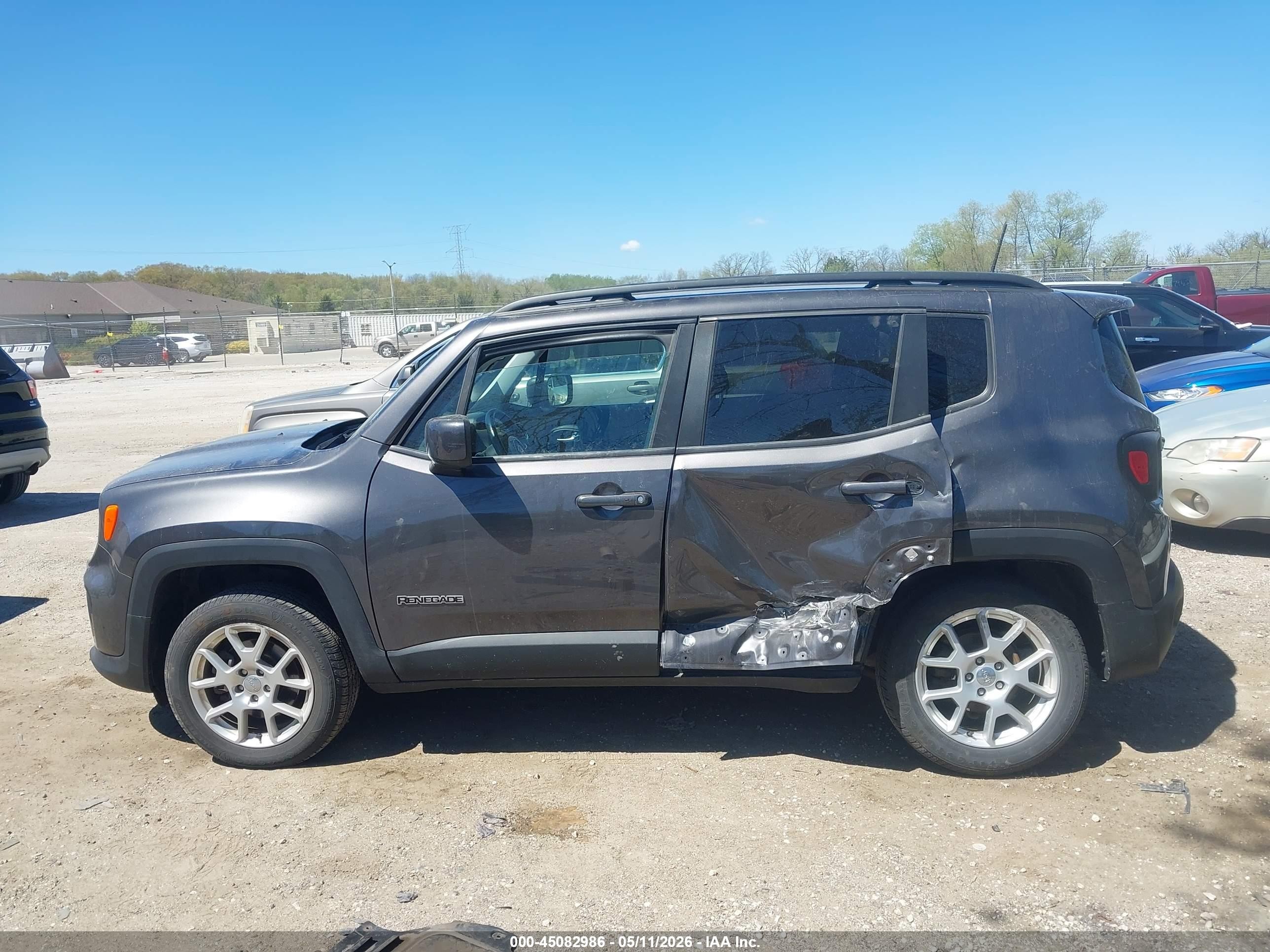 2020 Jeep Renegade Latitude Серый vin: ZACNJBBB6LPL90868