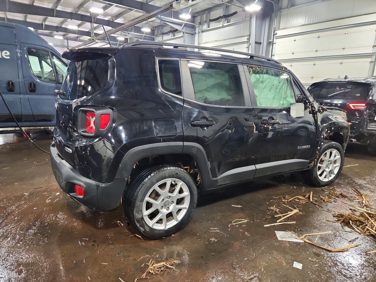 2020 Jeep Renegade Latitude Black vin: ZACNJBBB3LPL51901