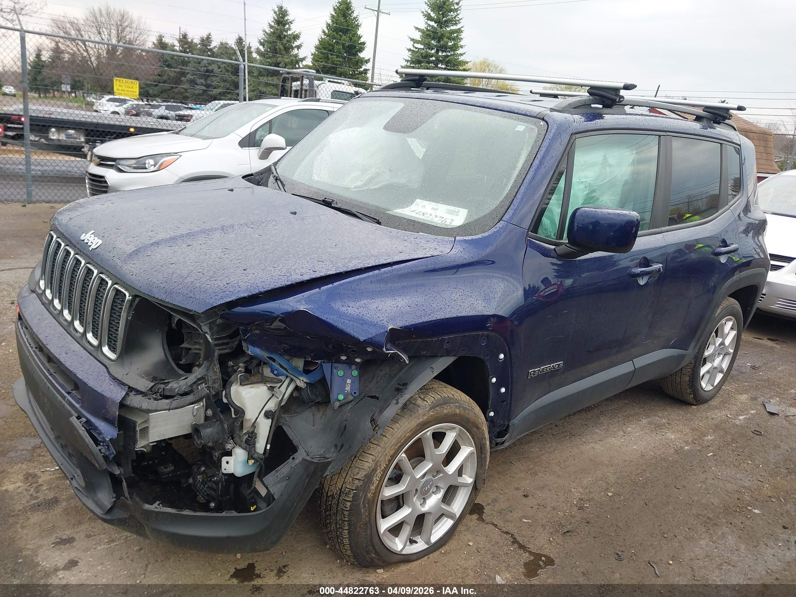 2019 Jeep Renegade Latitude 4x4 Blue vin: ZACNJBBB5KPK73958