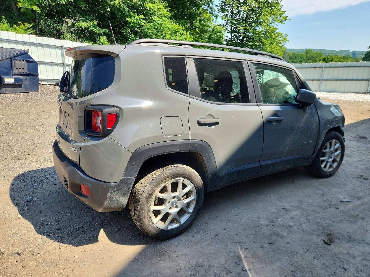 2020 Jeep Renegade Latitude Gray vin: ZACNJBBB6LPL97979