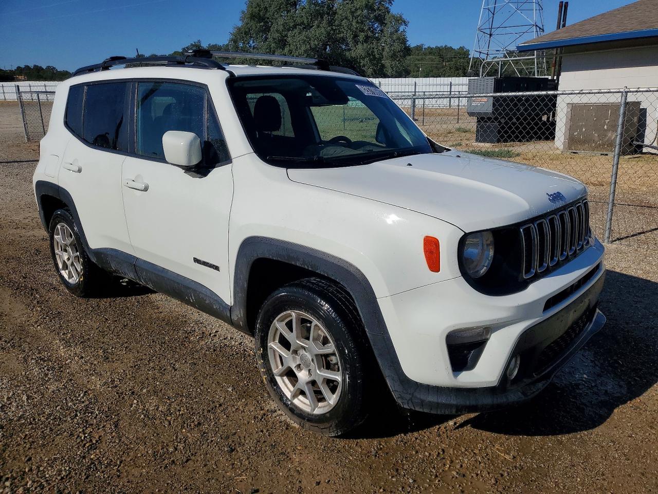 2020 Jeep Renegade Latitude White vin: ZACNJBBBXLPL27451