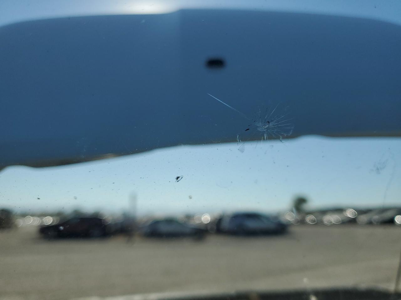 2020 Jeep Renegade Latitude White vin: ZACNJBBBXLPL27451 Damage: Windshield, Star In Glass, 1 To 2 Inches