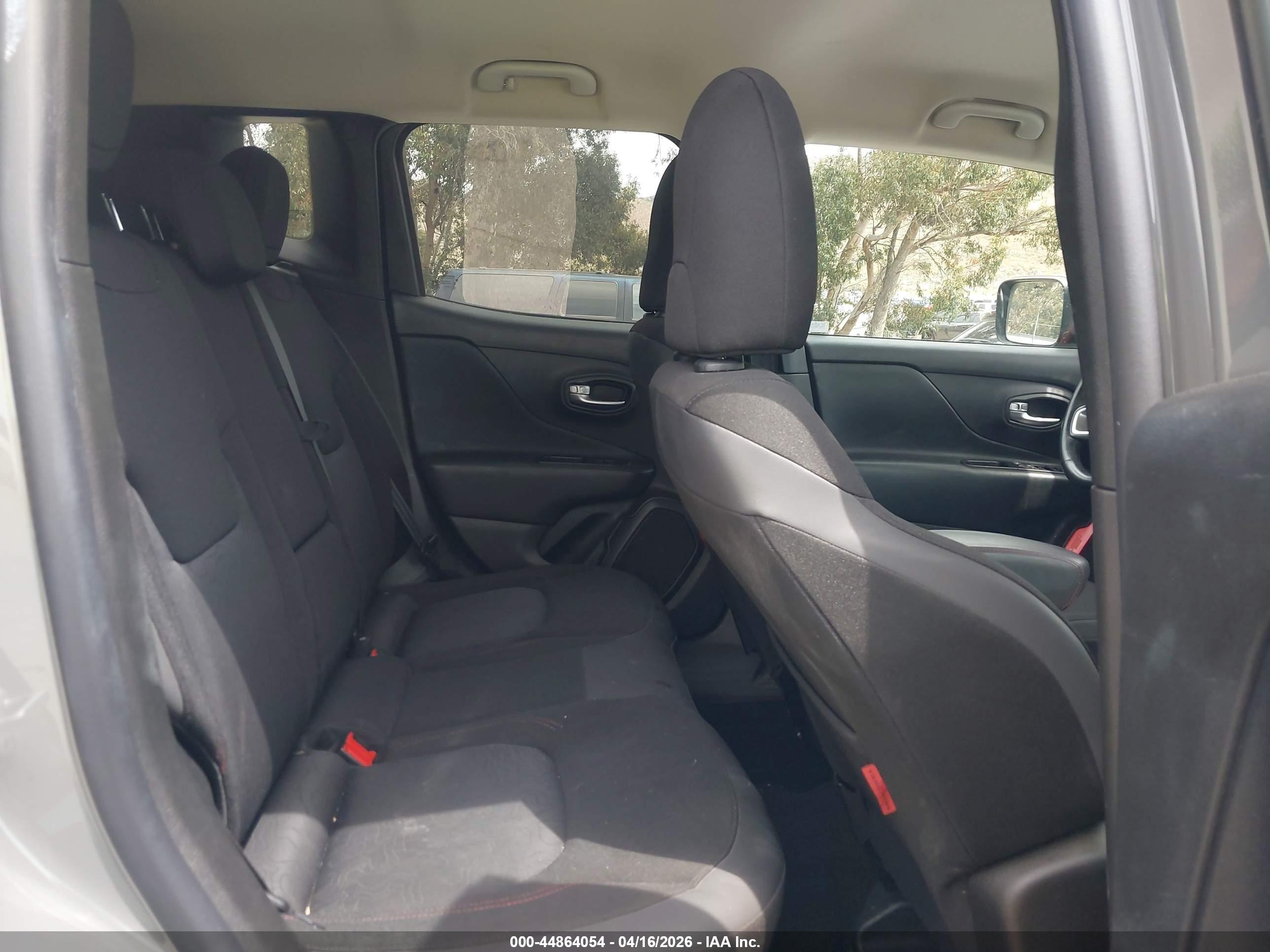 2019 Jeep Renegade Trailhawk 4x4 Gray vin: ZACNJBC10KPK54675