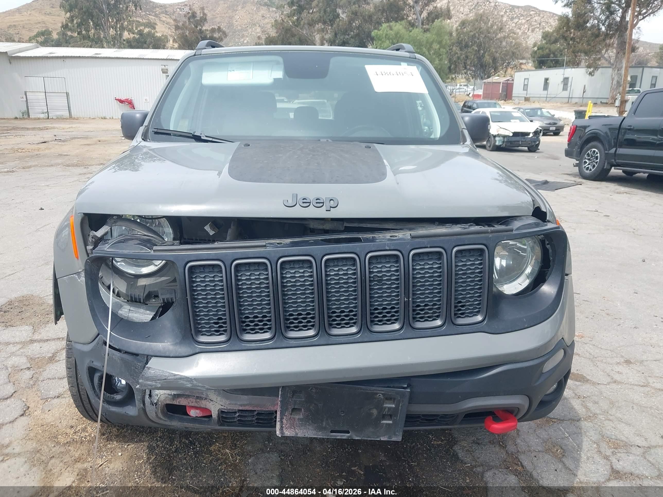 2019 Jeep Renegade Trailhawk 4x4 Gray vin: ZACNJBC10KPK54675
