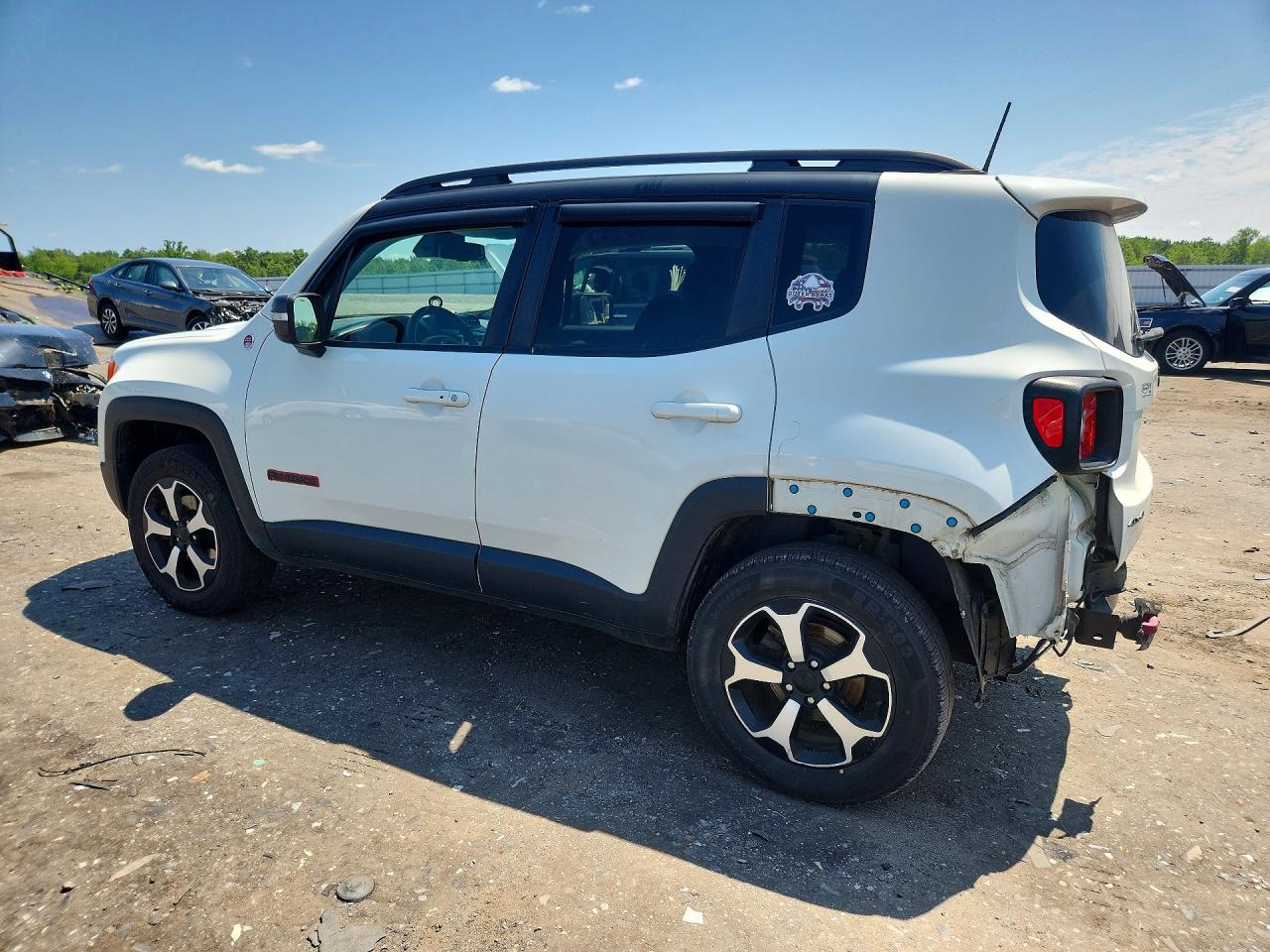 2020 Jeep Renegade Trailhawk White vin: ZACNJBC13LPL07936