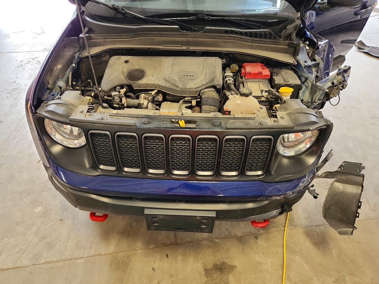 2019 Jeep Renegade Trailhawk Синий vin: ZACNJBC16KPK36391