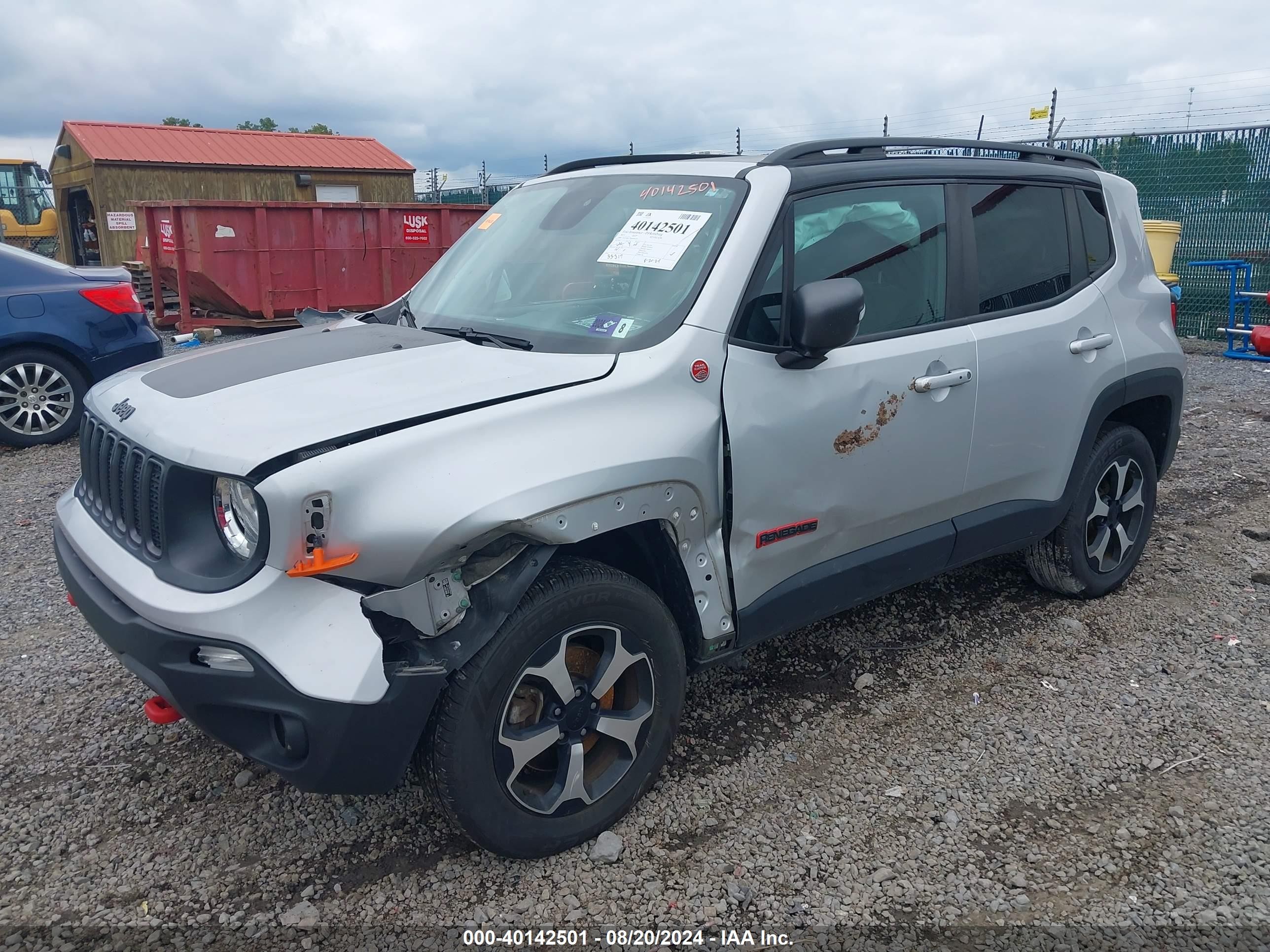 2019 Jeep Renegade Trailhawk 4x4 Серебряный vin: ZACNJBC17KPK00239
