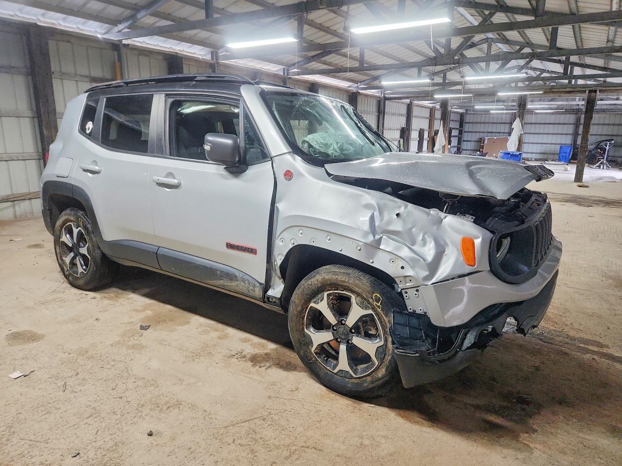 2019 Jeep Renegade Trailhawk Серебряный vin: ZACNJBC17KPK00239
