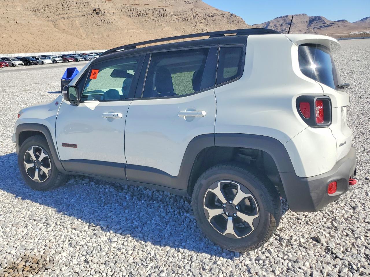 2020 Jeep Renegade Trailhawk White vin: ZACNJBC17LPL56038