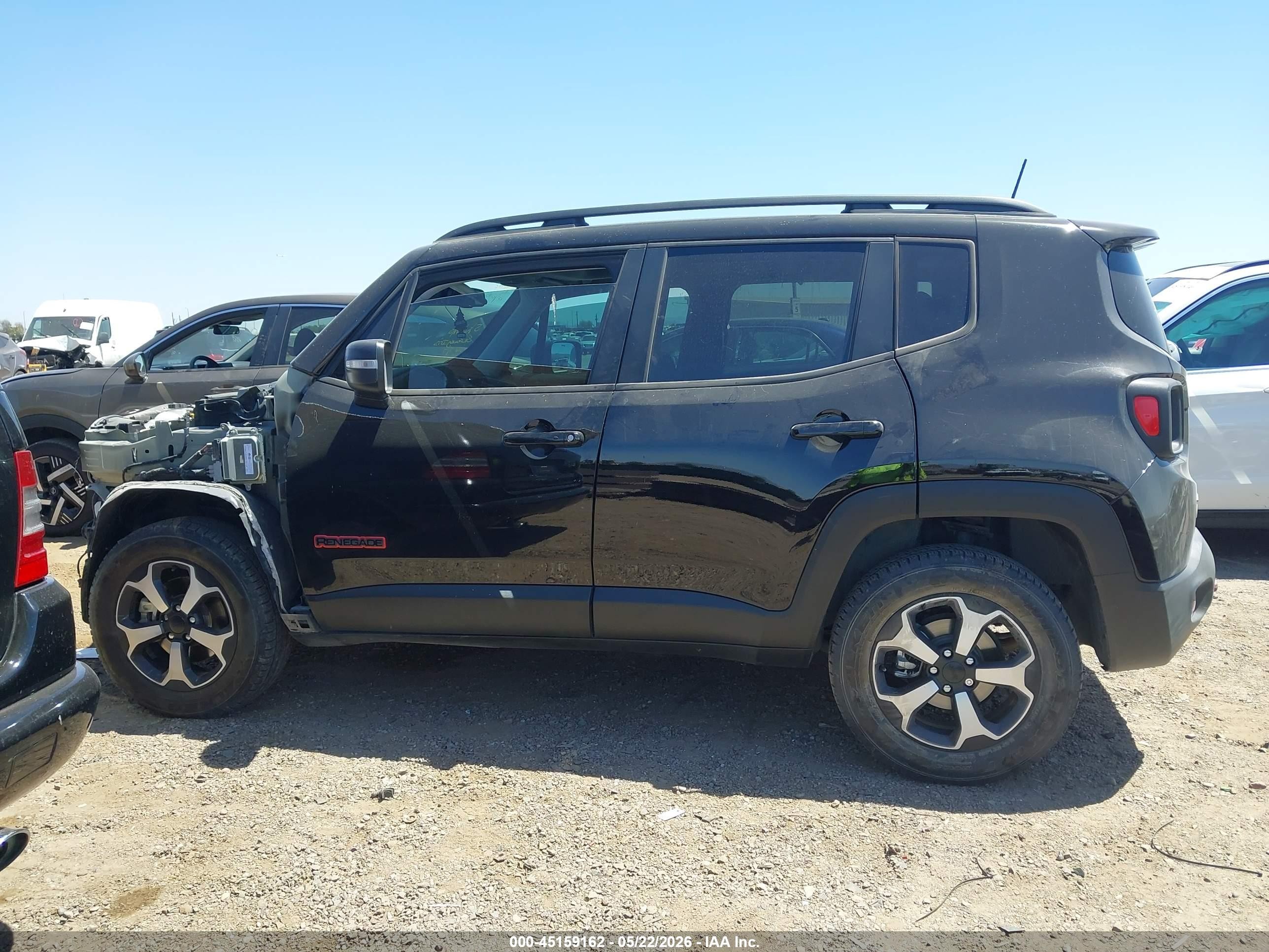 2020 Jeep Renegade Trailhawk 4x4 Black vin: ZACNJBC19LPL34090