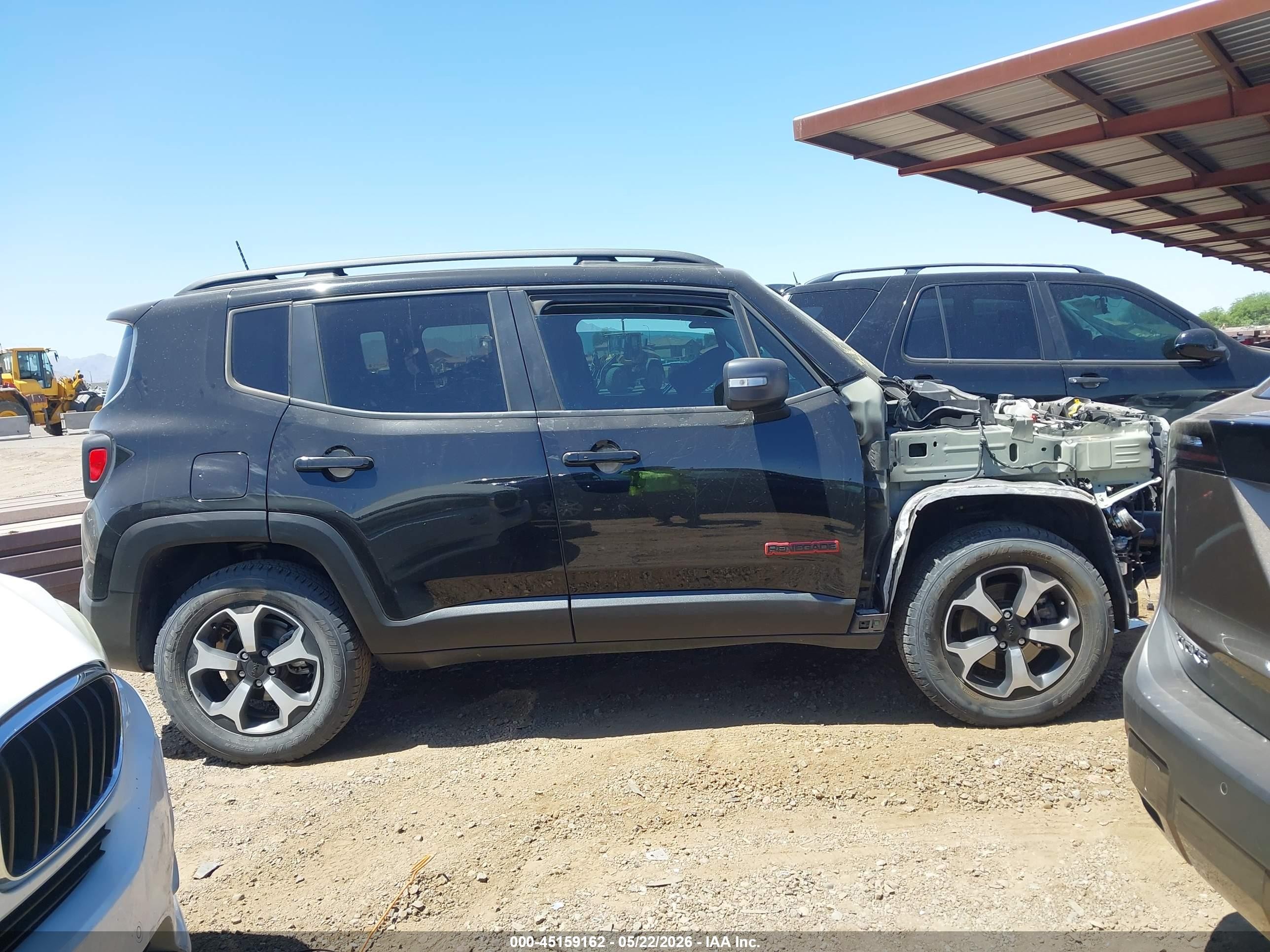 2020 Jeep Renegade Trailhawk 4x4 Black vin: ZACNJBC19LPL34090