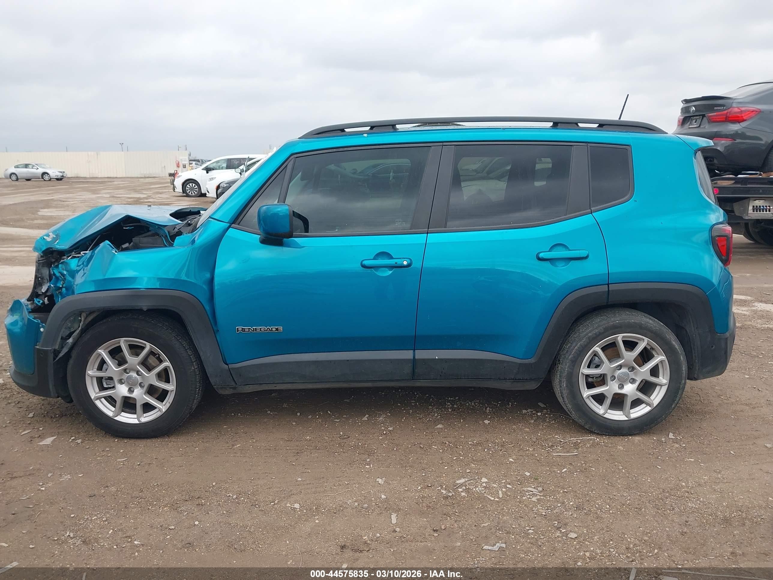 2021 Jeep Renegade Latitude Fwd Teal vin: ZACNJCB12MPM24089
