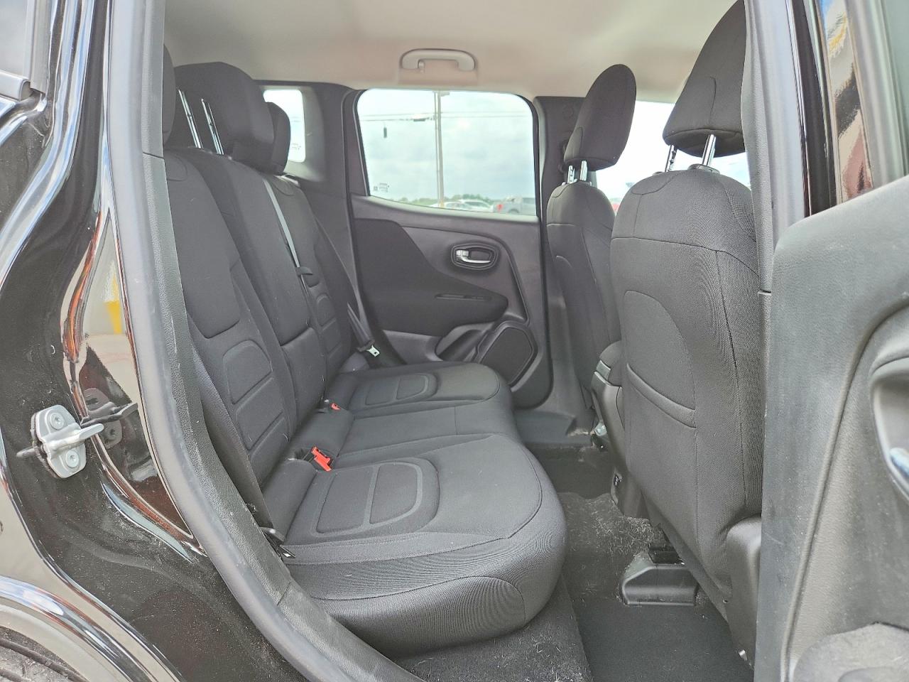 2021 Jeep Renegade Latitude Black vin: ZACNJCBB4MPN26826