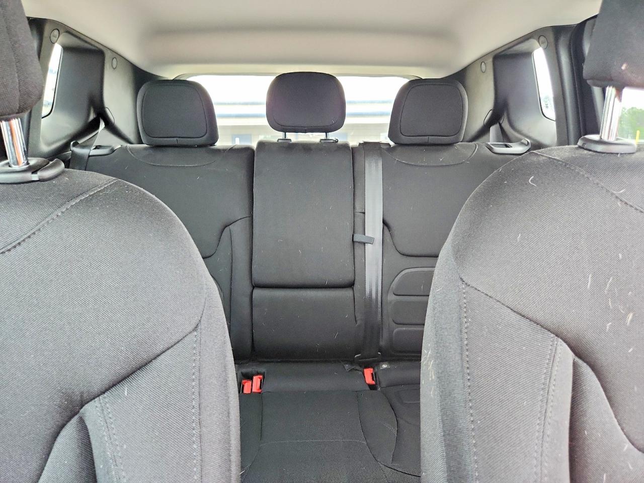 2021 Jeep Renegade Latitude Black vin: ZACNJCBB4MPN26826