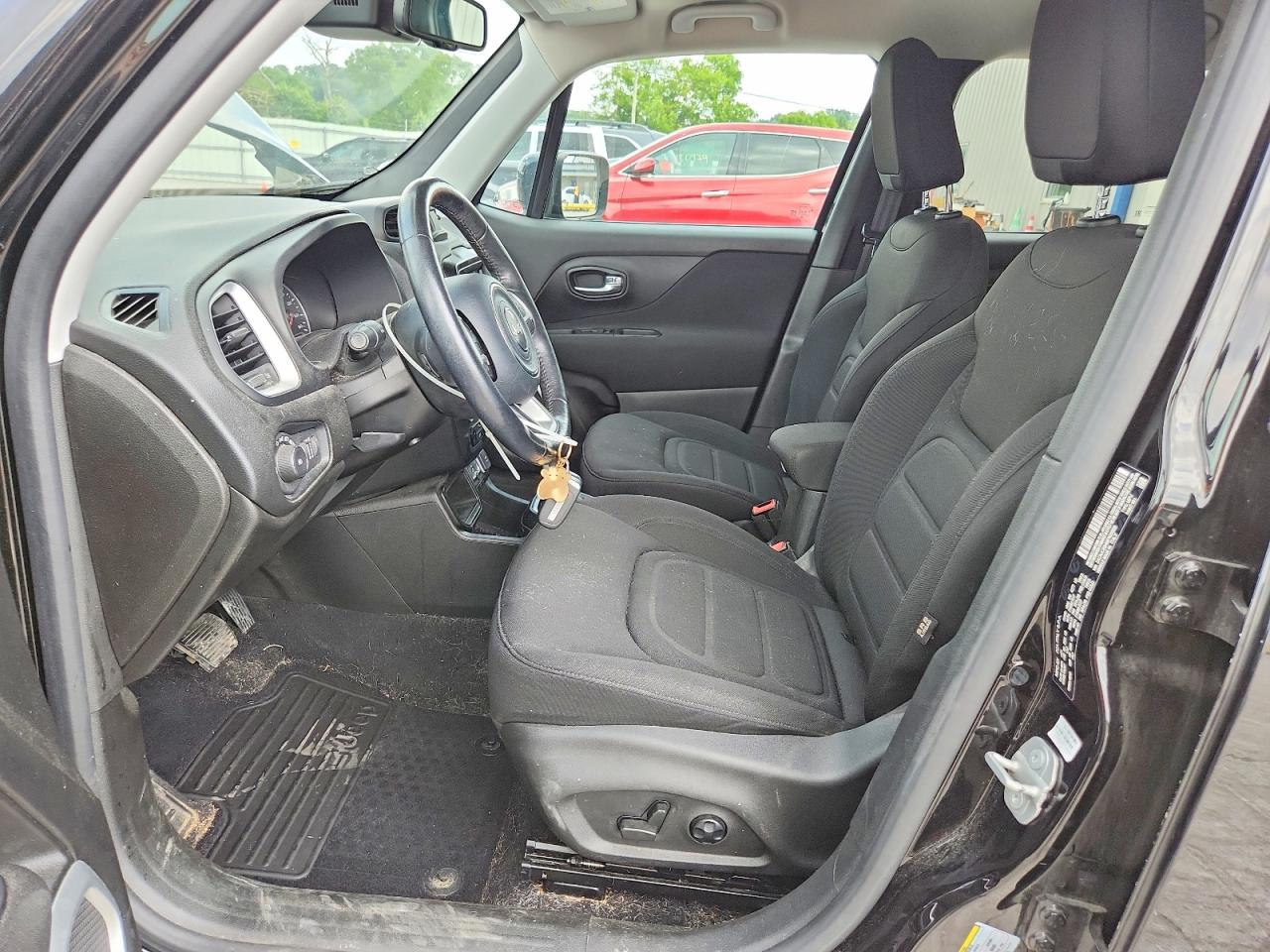 2021 Jeep Renegade Latitude Black vin: ZACNJCBB4MPN26826