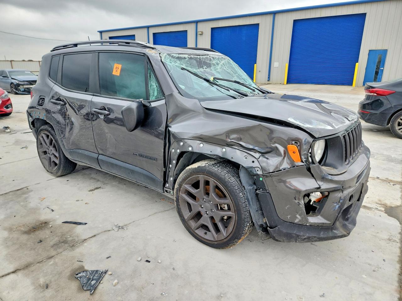 2021 Jeep Renegade Latitude Gray vin: ZACNJCBB9MPM33462