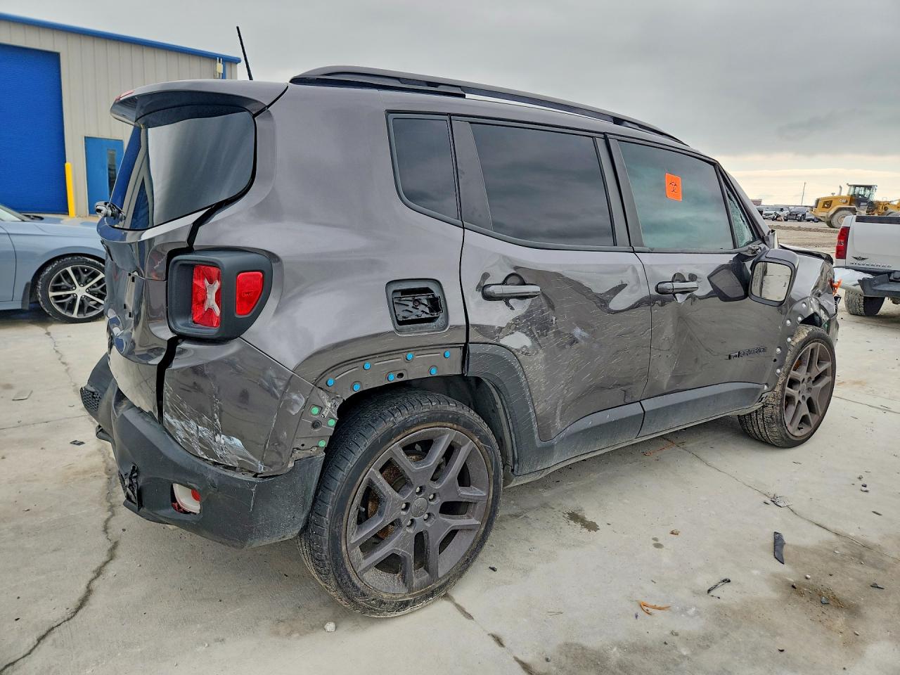 2021 Jeep Renegade Latitude Gray vin: ZACNJCBB9MPM33462