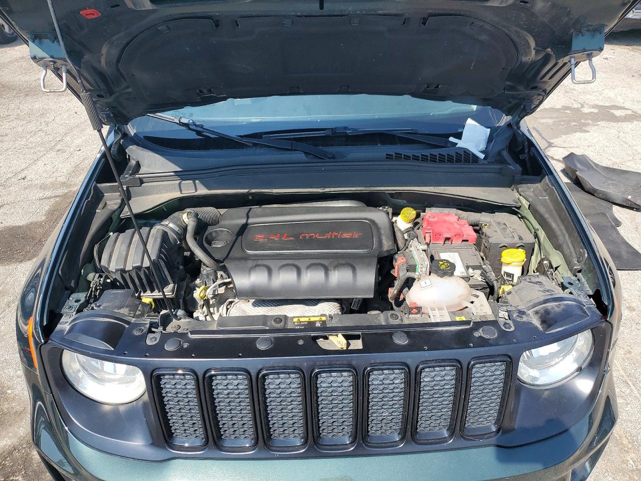2021 Jeep Renegade Sport Green vin: ZACNJDAB8MPM30222