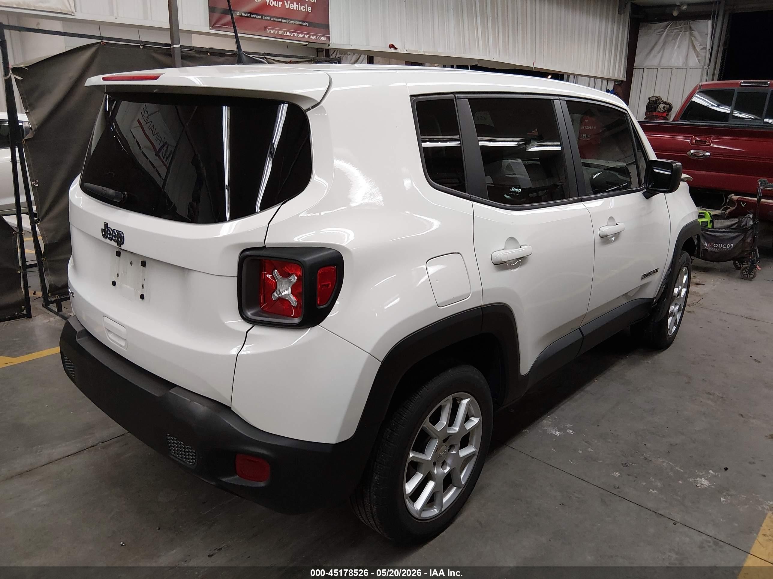 2023 Jeep Renegade Latitude 4x4 White vin: ZACNJDB11PPP13054