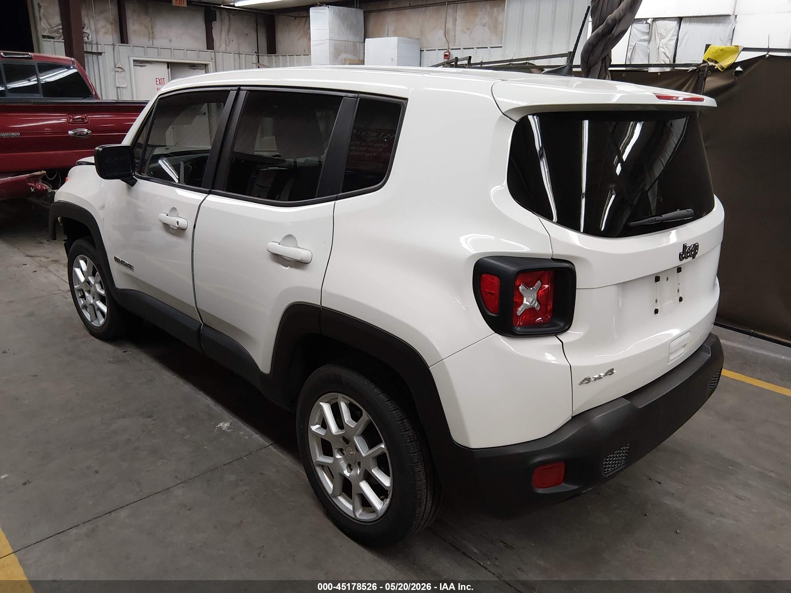 2023 Jeep Renegade Latitude 4x4 White vin: ZACNJDB11PPP13054