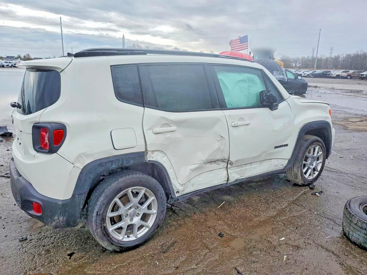 2023 Jeep Renegade Latitude Белый vin: ZACNJDB11PPP13586