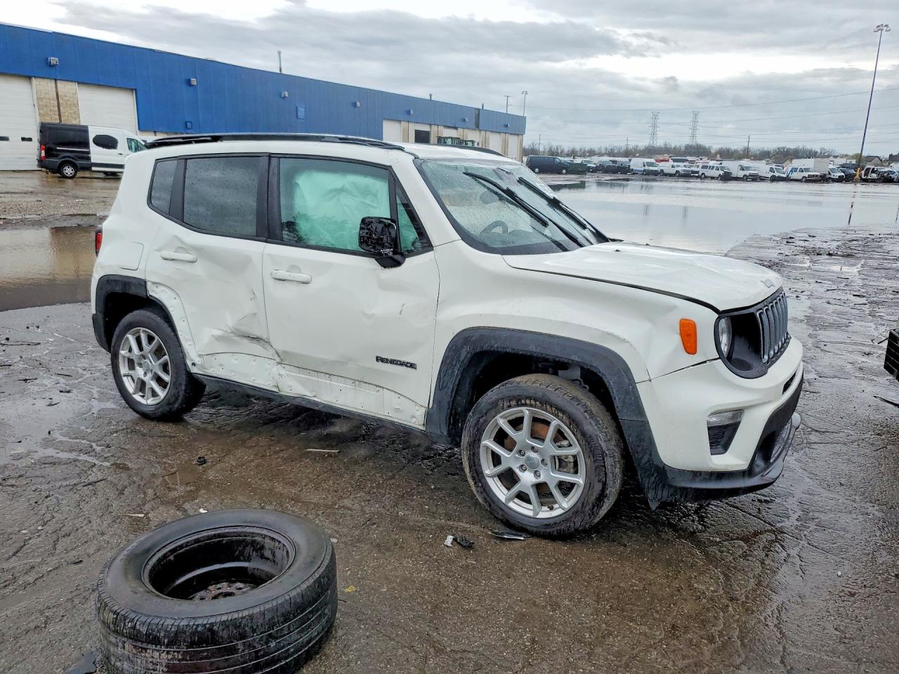 2023 Jeep Renegade Latitude Белый vin: ZACNJDB11PPP13586