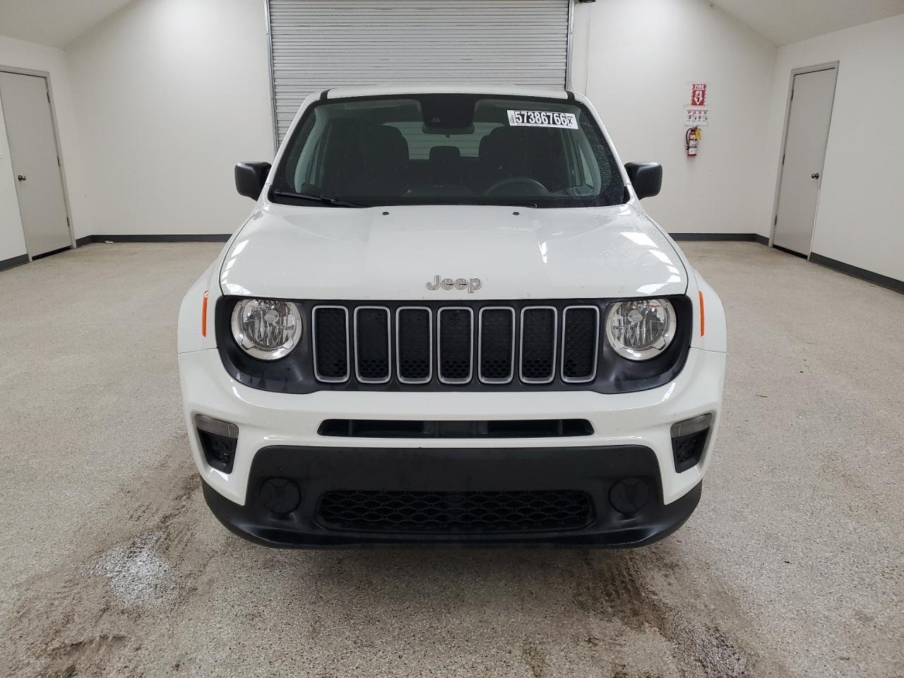 2023 Jeep Renegade Latitude White vin: ZACNJDB16PPP68101 Damage: Hood, Chipped, 9
