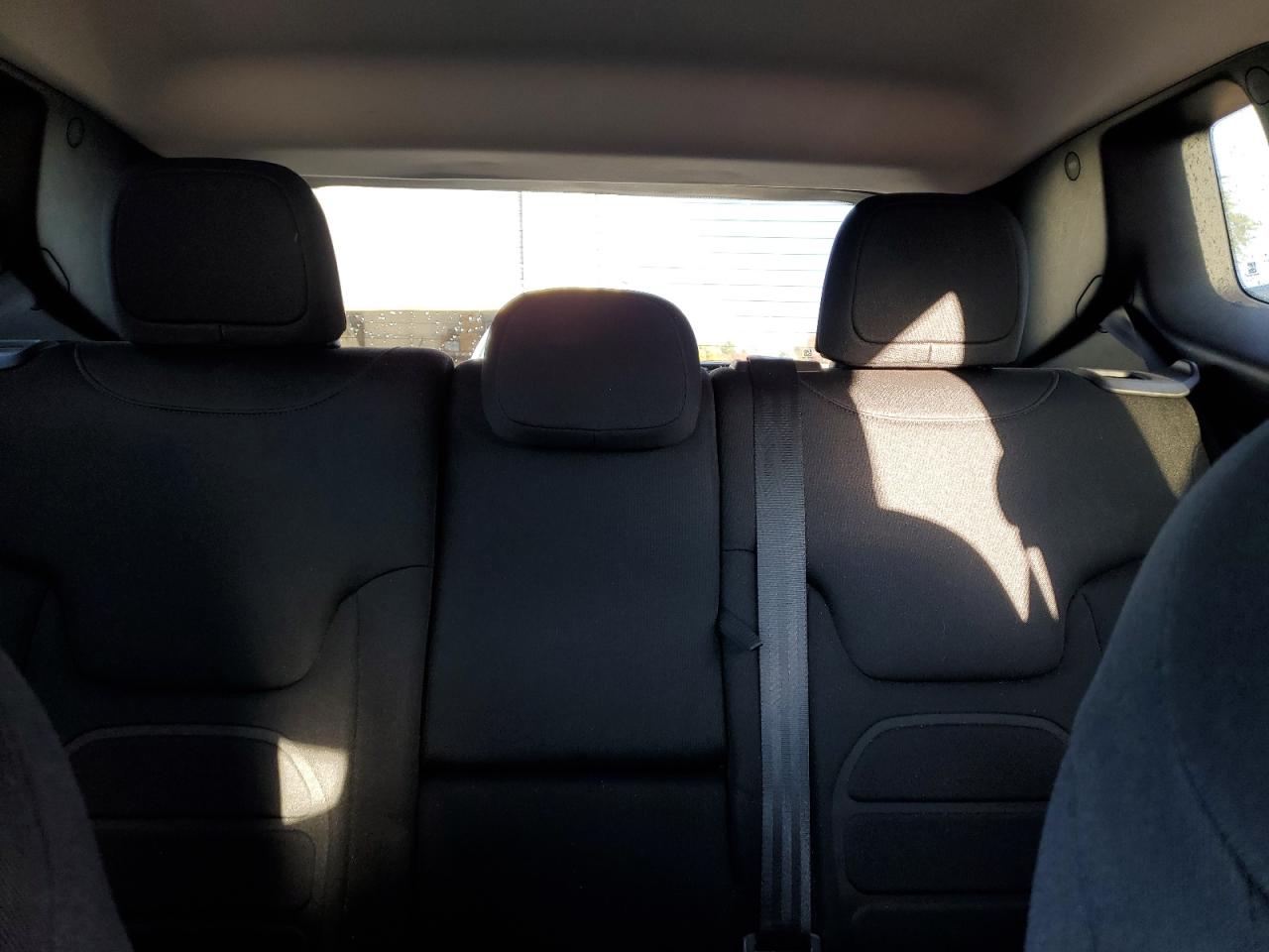 2022 Jeep Renegade Latitude Gray vin: ZACNJDB17NPN56739