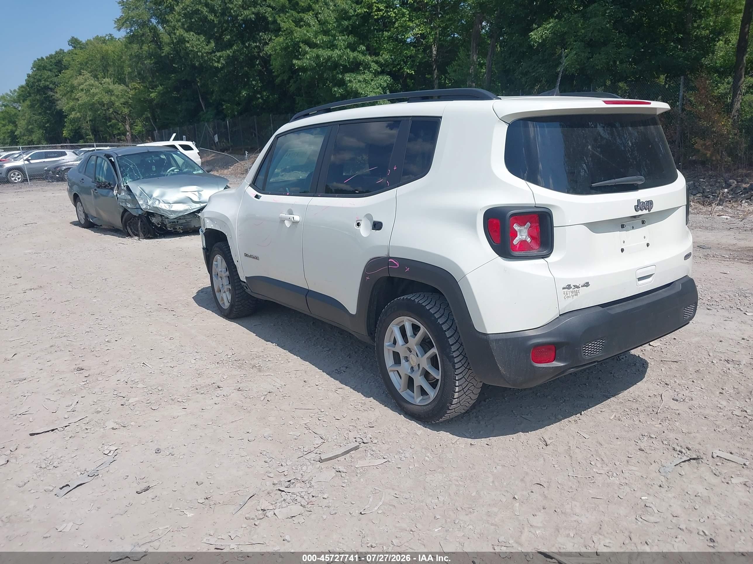 2021 Jeep Renegade Latitude 4x4 White vin: ZACNJDBB1MPN32170
