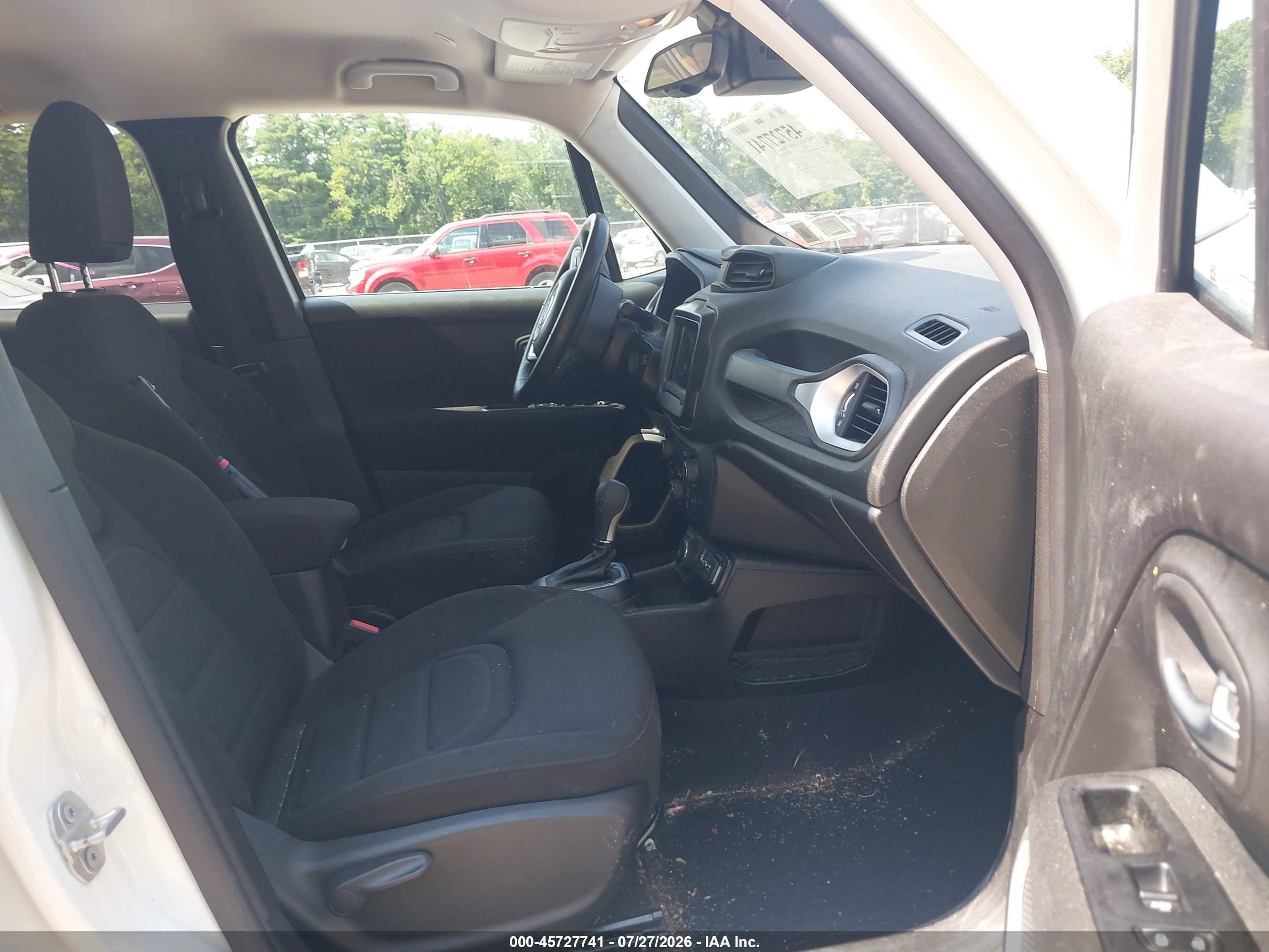 2021 Jeep Renegade Latitude 4x4 White vin: ZACNJDBB1MPN32170