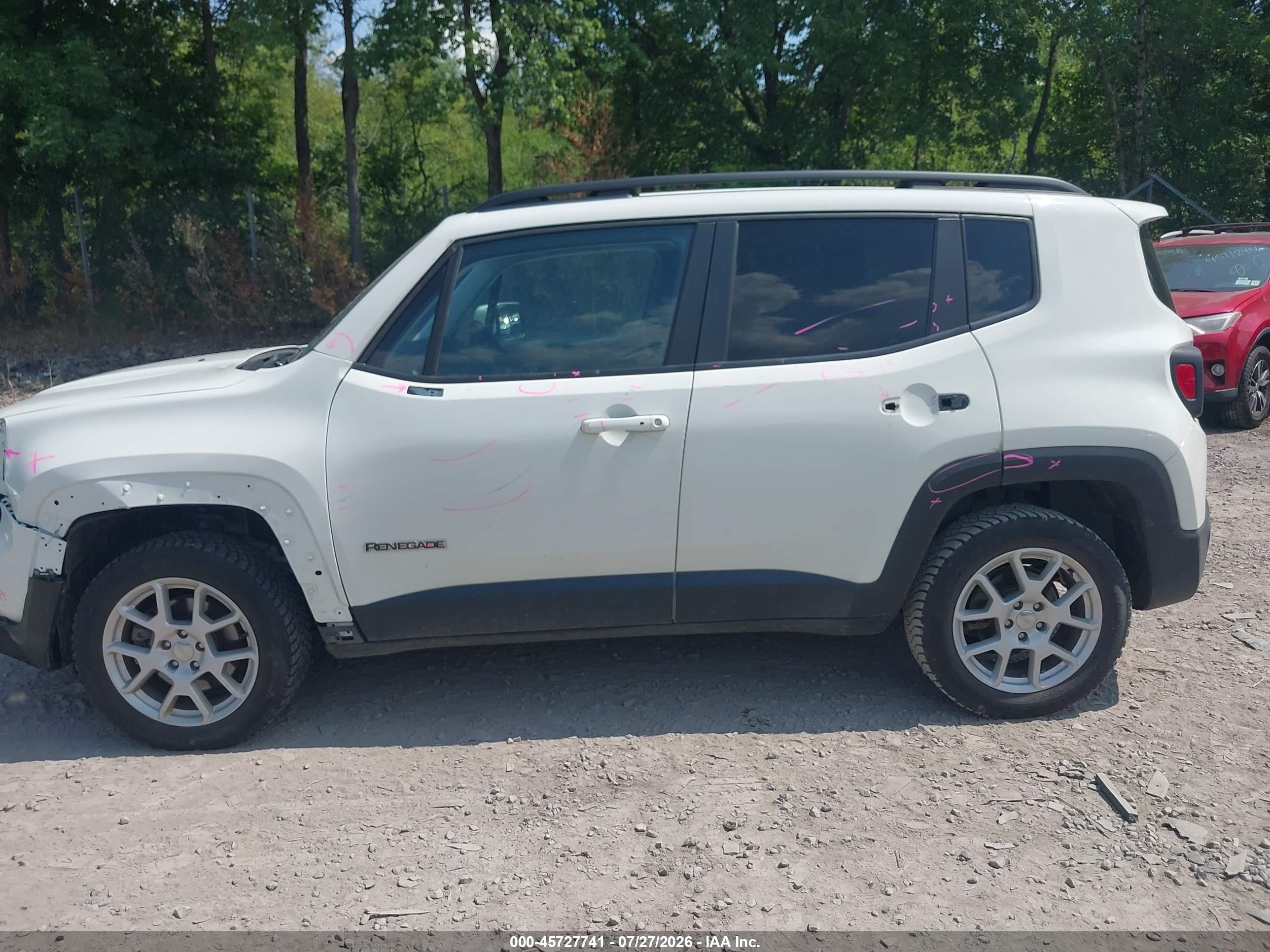 2021 Jeep Renegade Latitude 4x4 White vin: ZACNJDBB1MPN32170