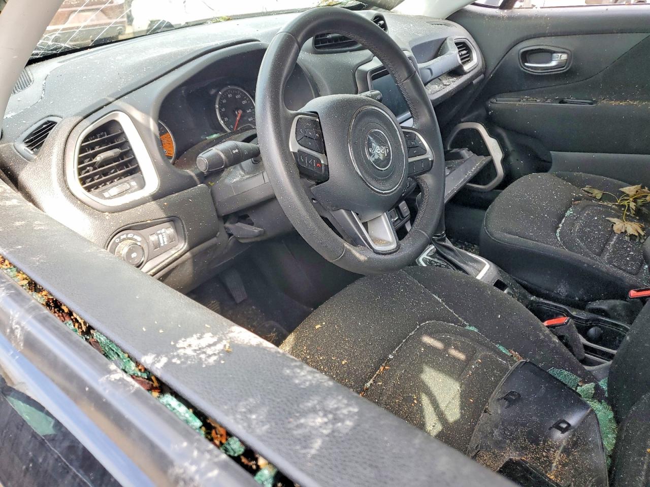 2021 Jeep Renegade Latitude Black vin: ZACNJDBB4MPN33832