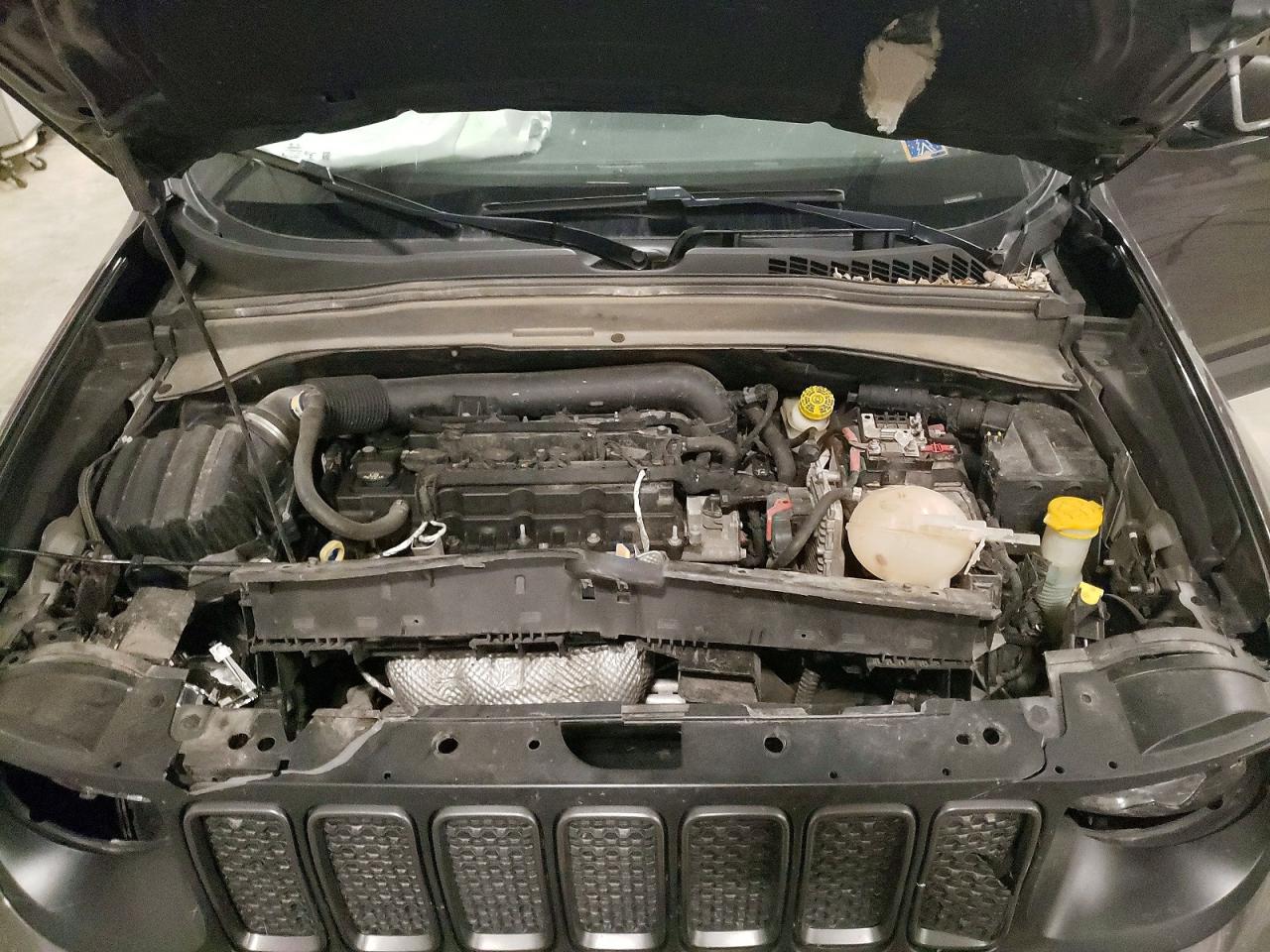 2021 Jeep Renegade Latitude Угольный vin: ZACNJDBB4MPN36990