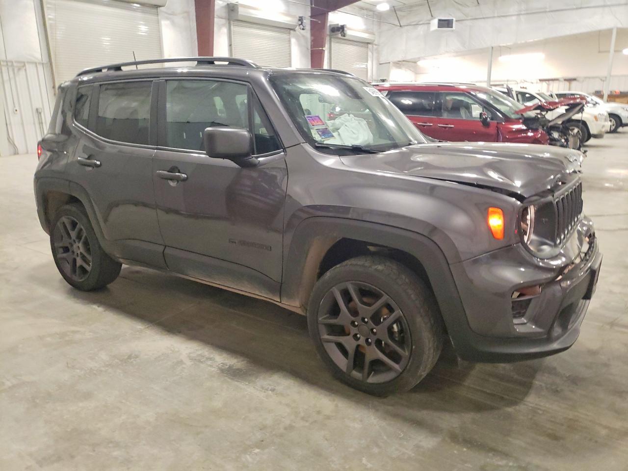 2021 Jeep Renegade Latitude Угольный vin: ZACNJDBB4MPN36990
