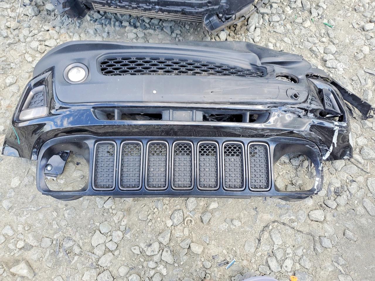 2021 Jeep Renegade Latitude Black vin: ZACNJDBB6MPN28440